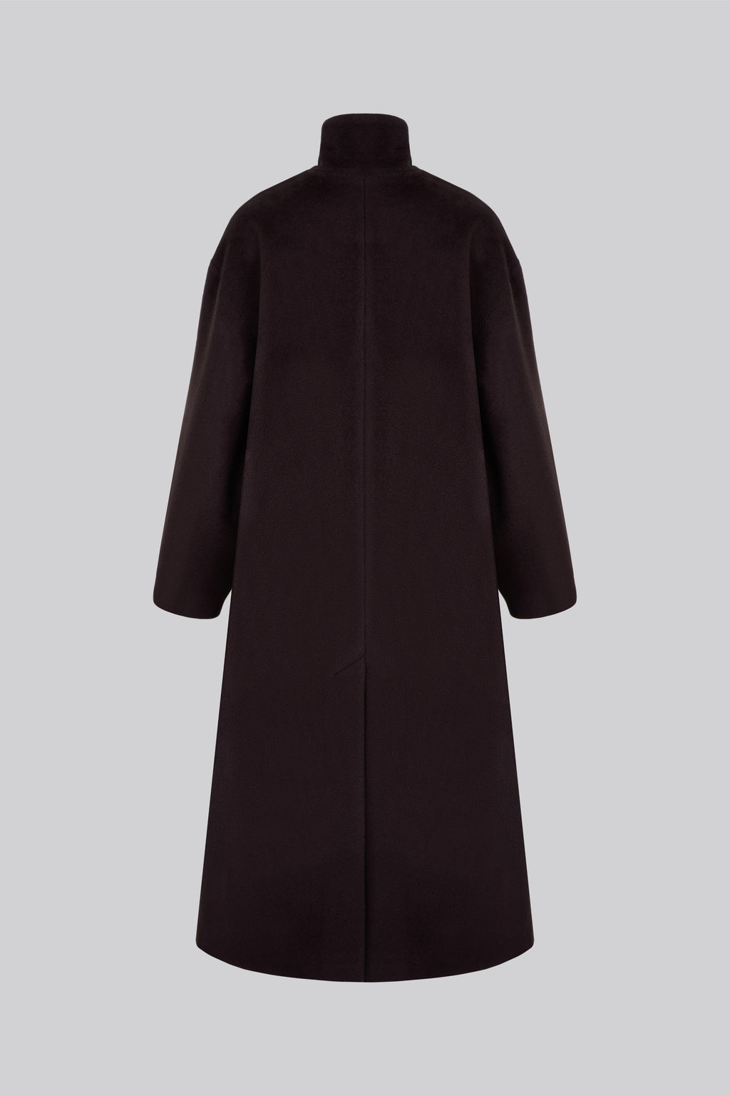 Oversized coat made of premium wool