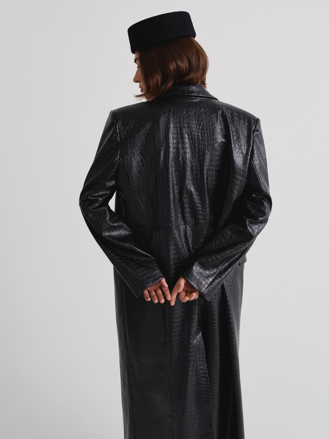 Trench coat in faux leather ‘Statement’