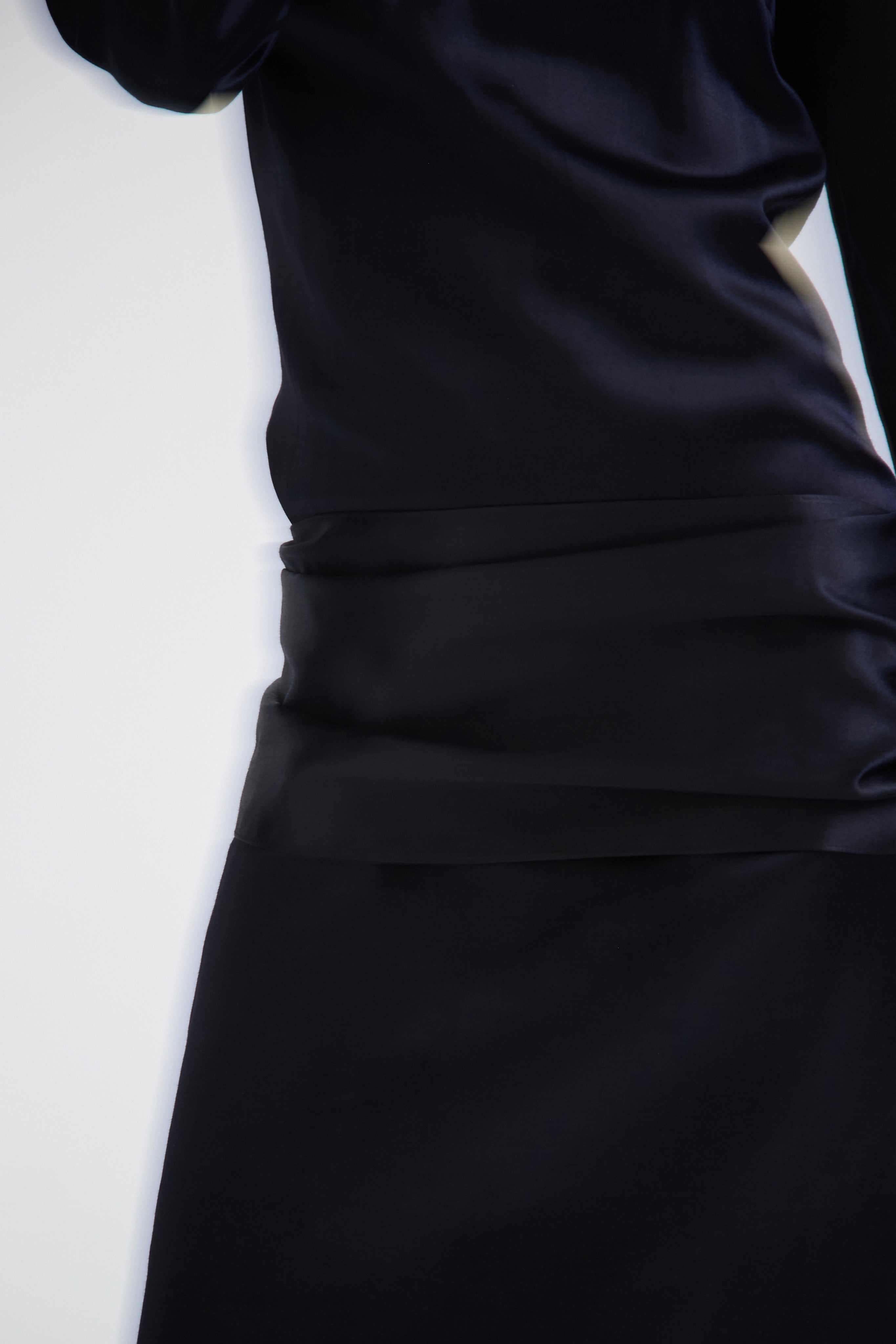 "Midnight" dress made of silk and cashmere