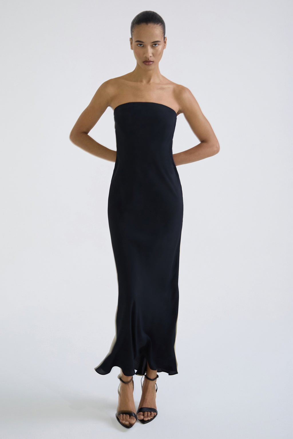 "Allure" dress made of silk and acetate