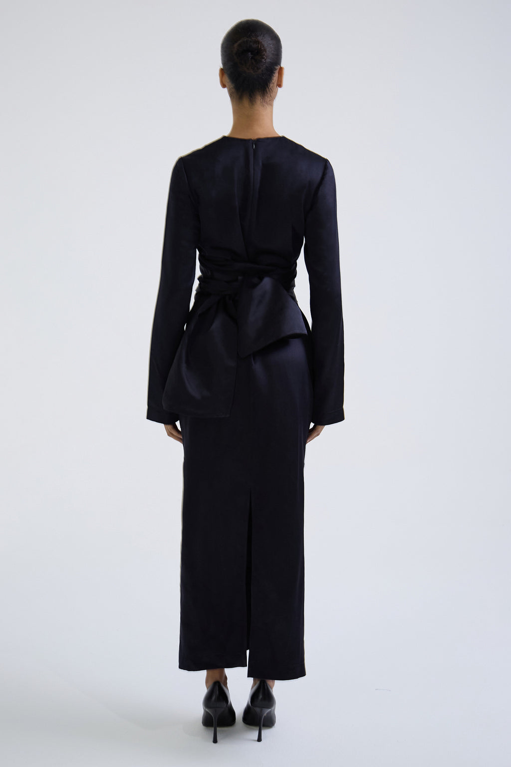 "Midnight" dress made of silk and cashmere