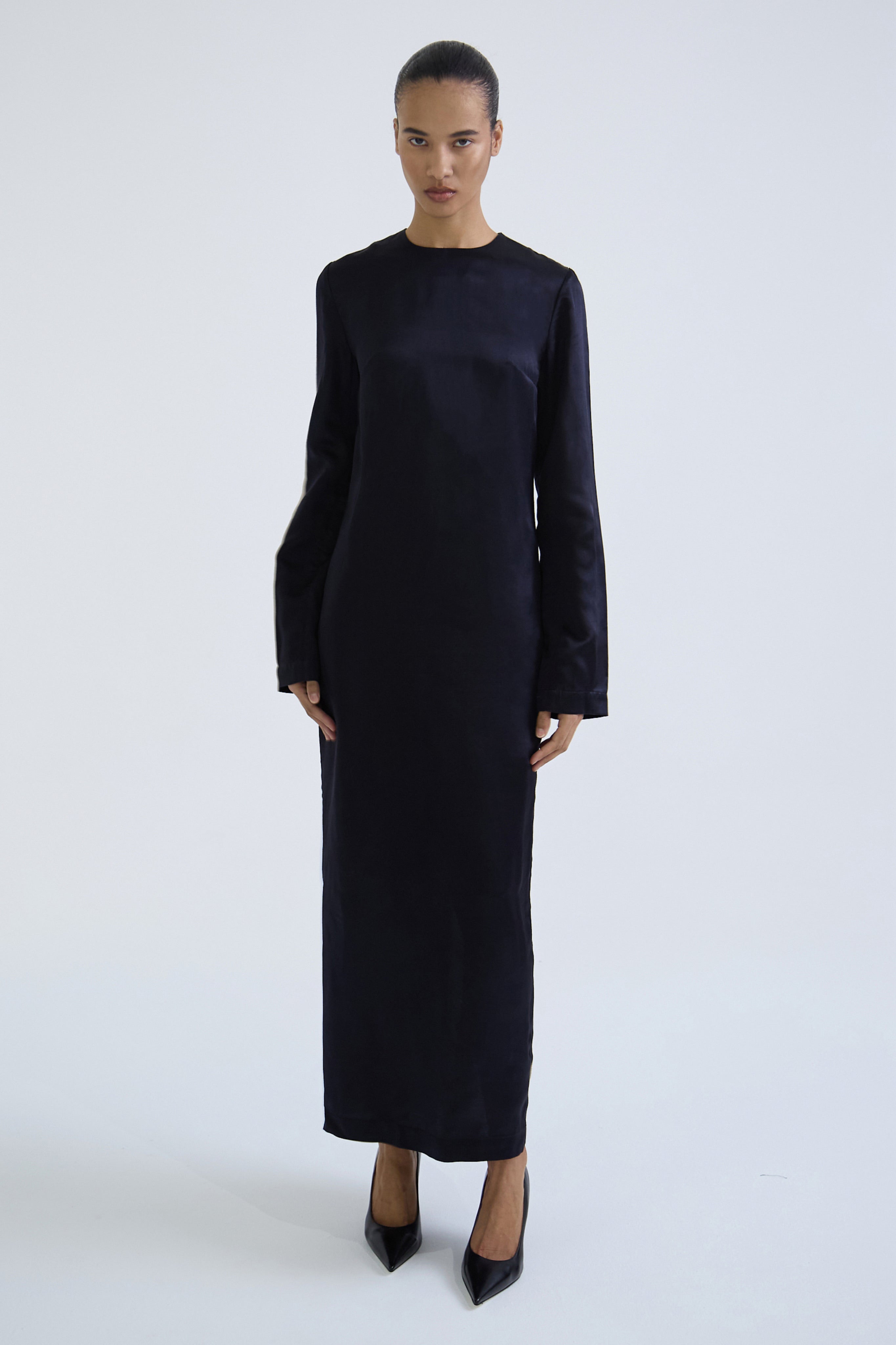"Midnight" dress made of silk and cashmere