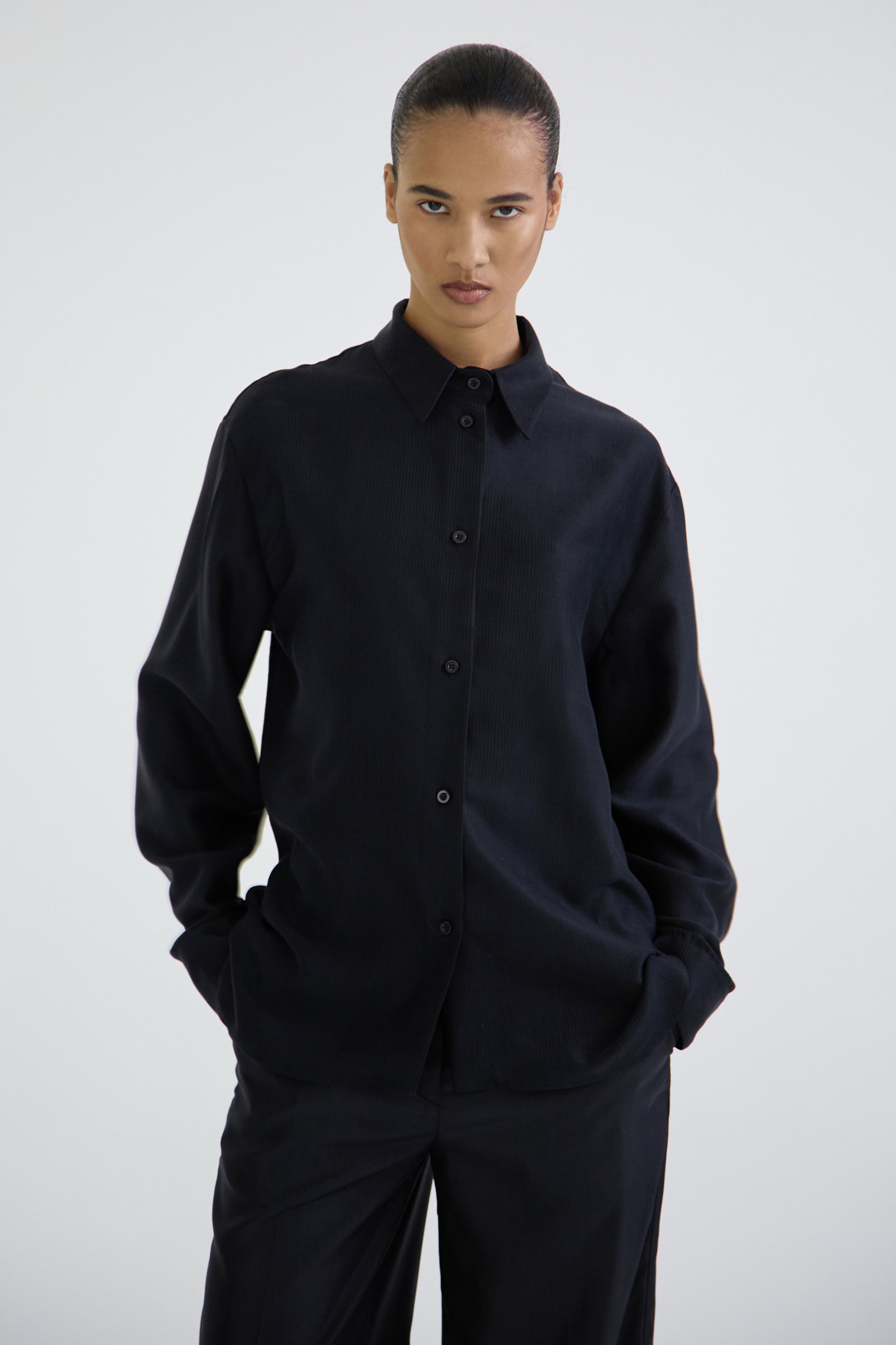 "Noir" silk shirt