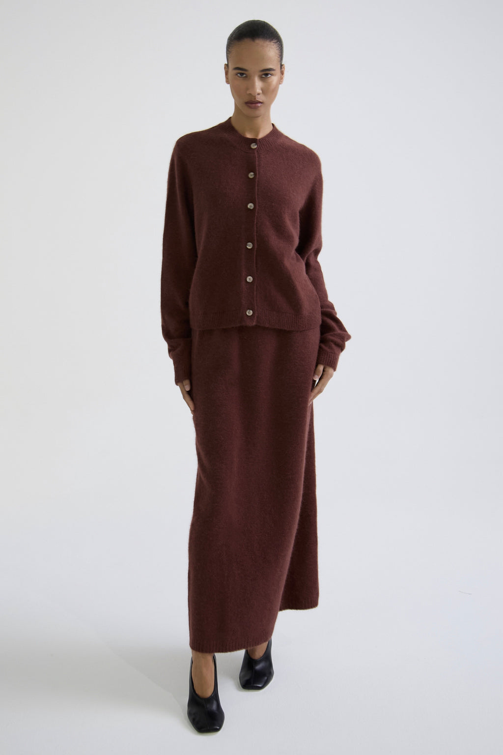 "Touch" skirt made of fox fur