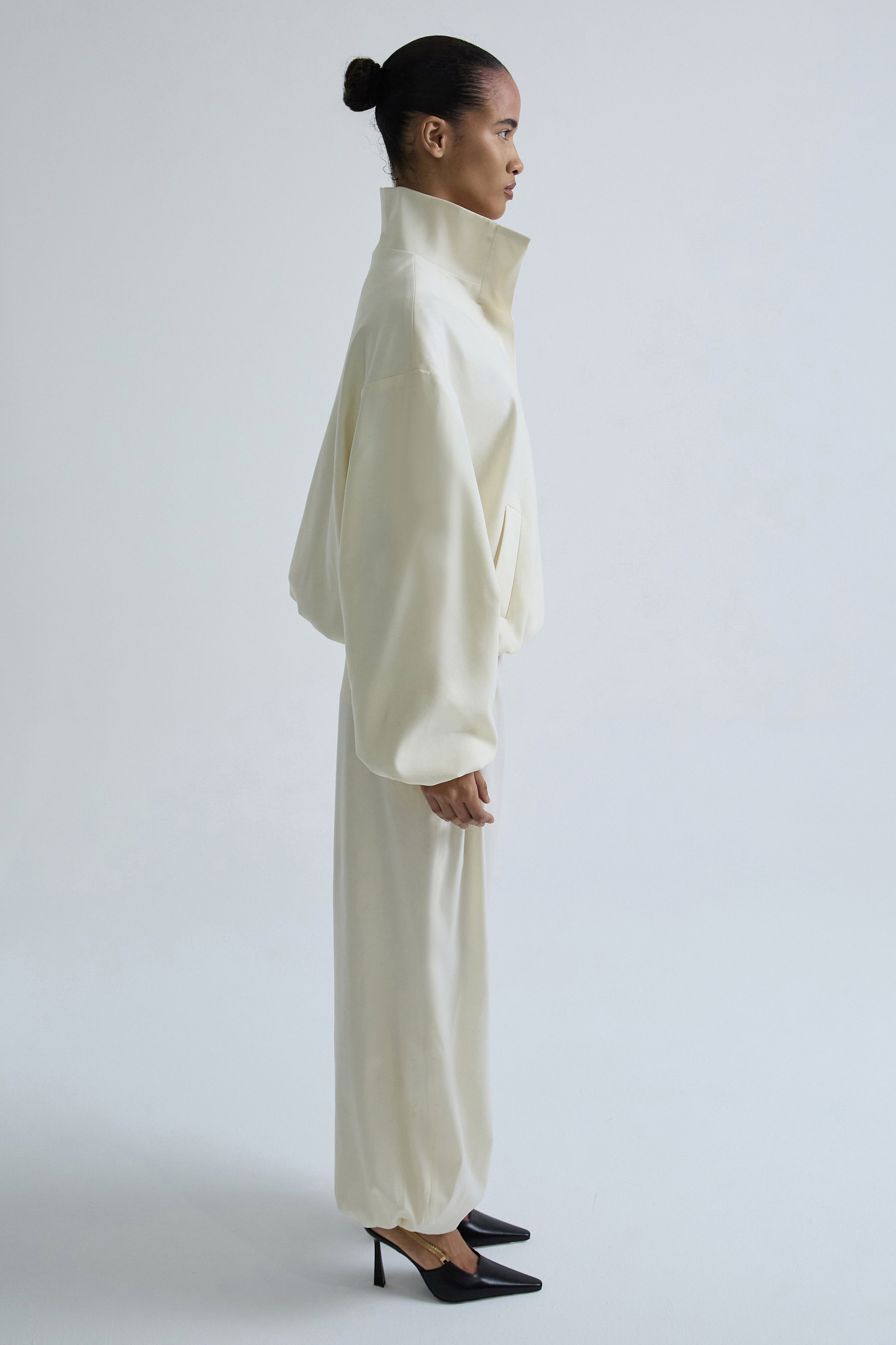 Trousers ‘Flow’ made of Italian wool