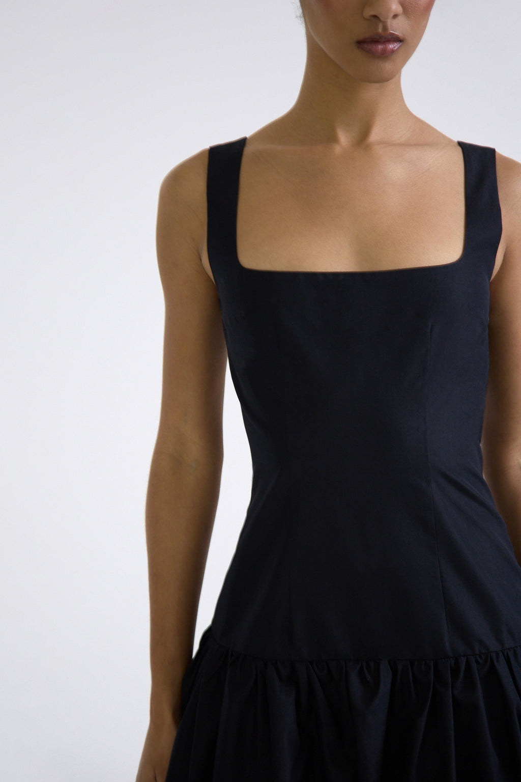 "Nocturne" dress made of silk taffeta